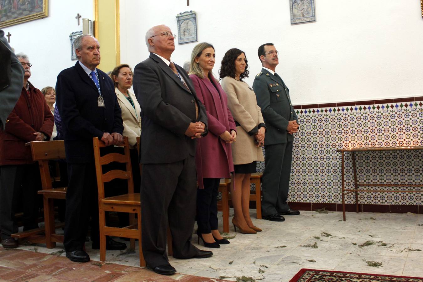 La alcaldesa, Milagros Tolón, asistió a la misa. 