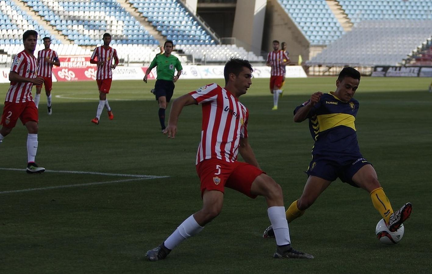 Las mejores imágenes del Almería B-Cádiz CF (2-1)