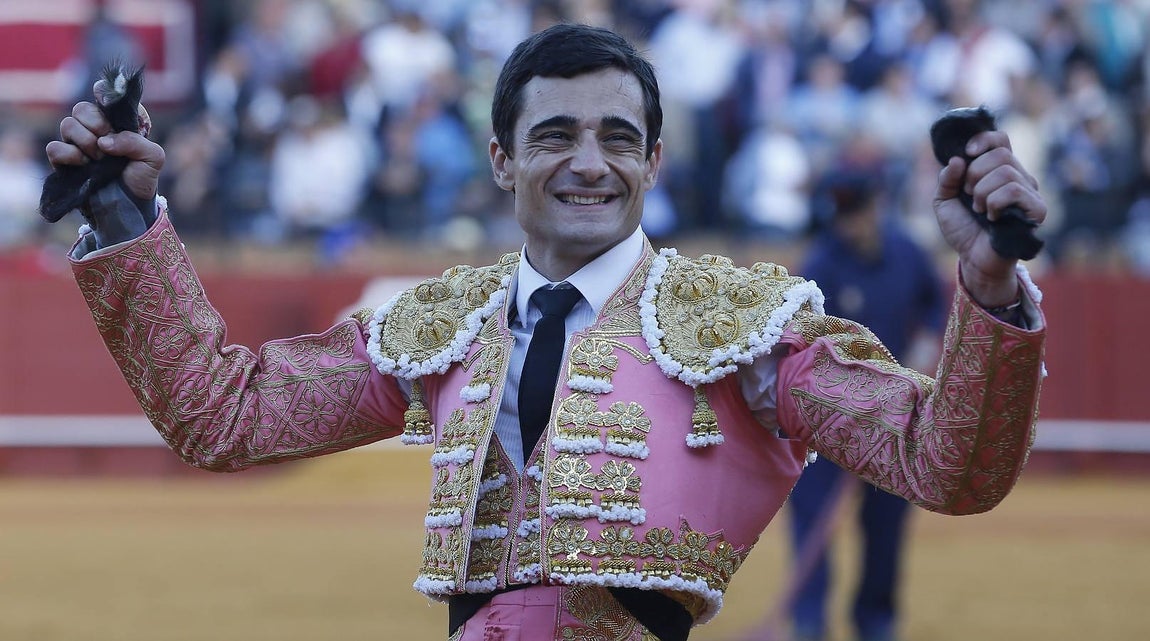 Las imágenes más llamativas de las corridas de la Feria de Abril (II)