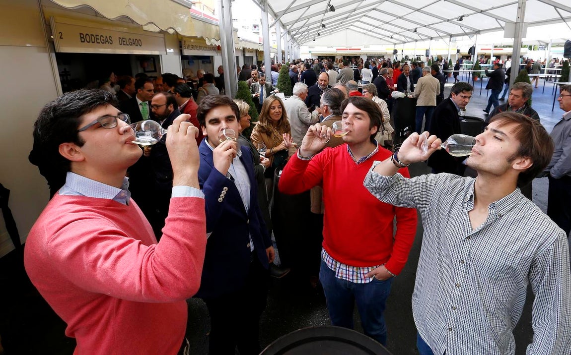 En imágenes, el arranque de la Cata del Vino Montilla-Moriles