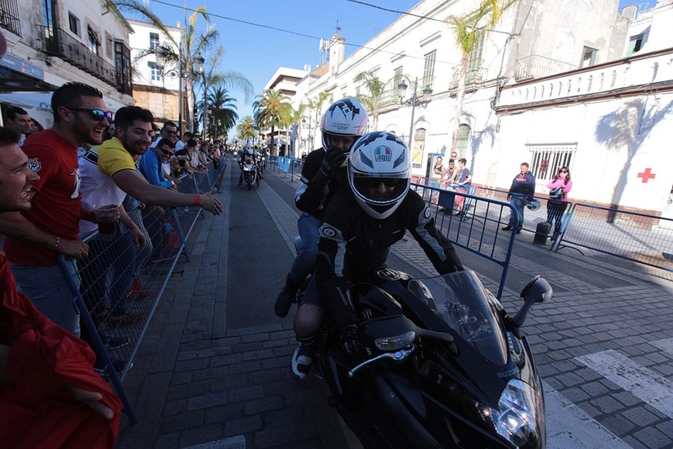 Las motos toman El Puerto