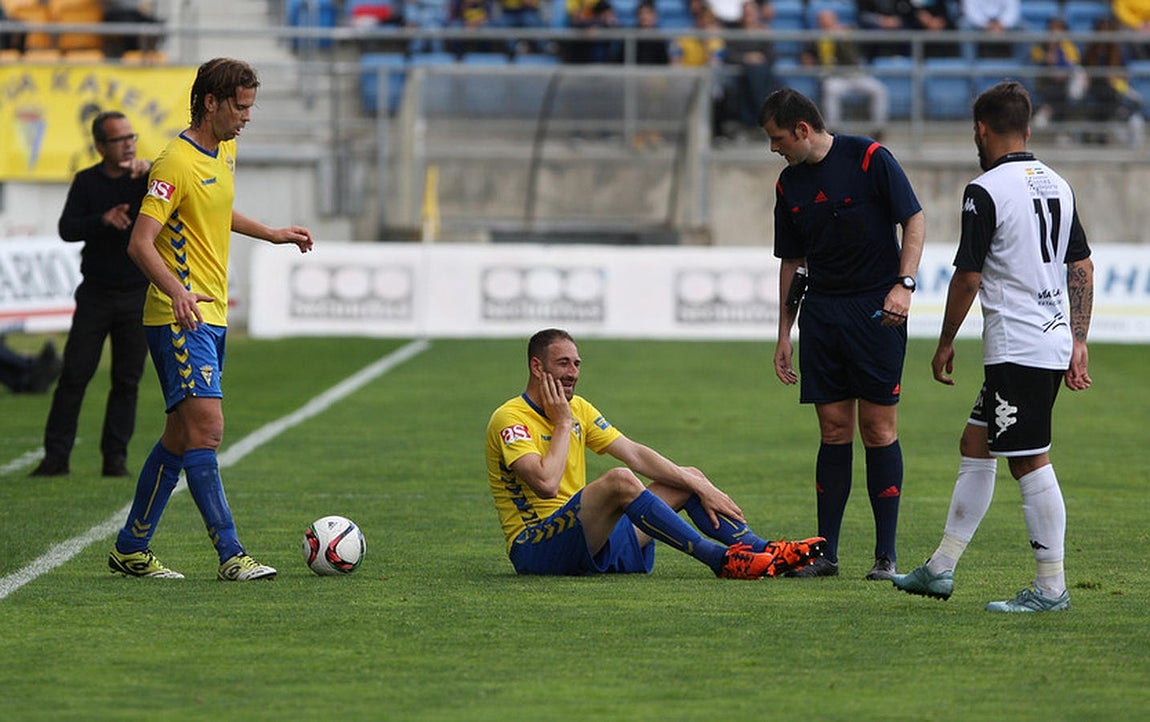 Fotos: Las imágenes del partido Cádiz CF- Mérida