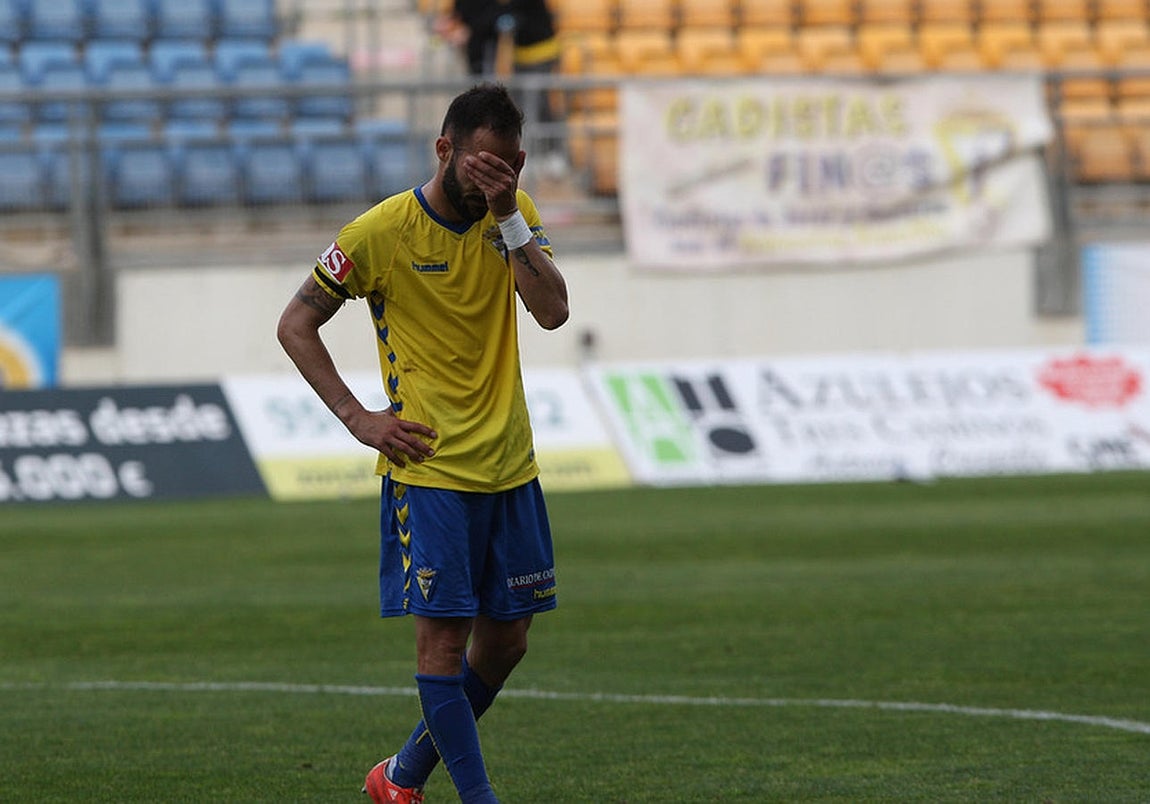 Fotos: Las imágenes del partido Cádiz CF- Mérida