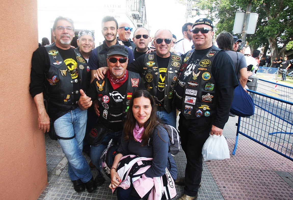 Fotos: Ambiente y grupos de amigos en Jerez 2016