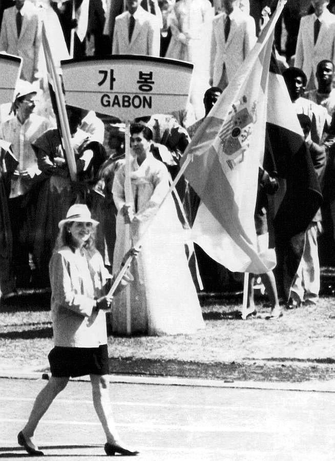 Cristina De Borbón (Seúl, 1988)