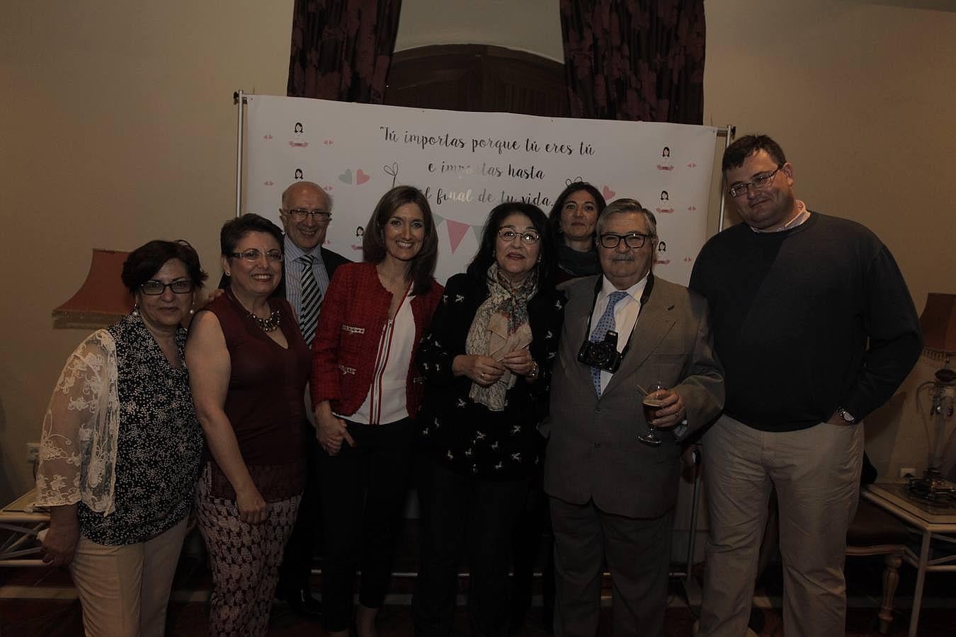 Homenaje a la prestigiosa doctora Amparo Mogollo Galván con motivo de su jubilación