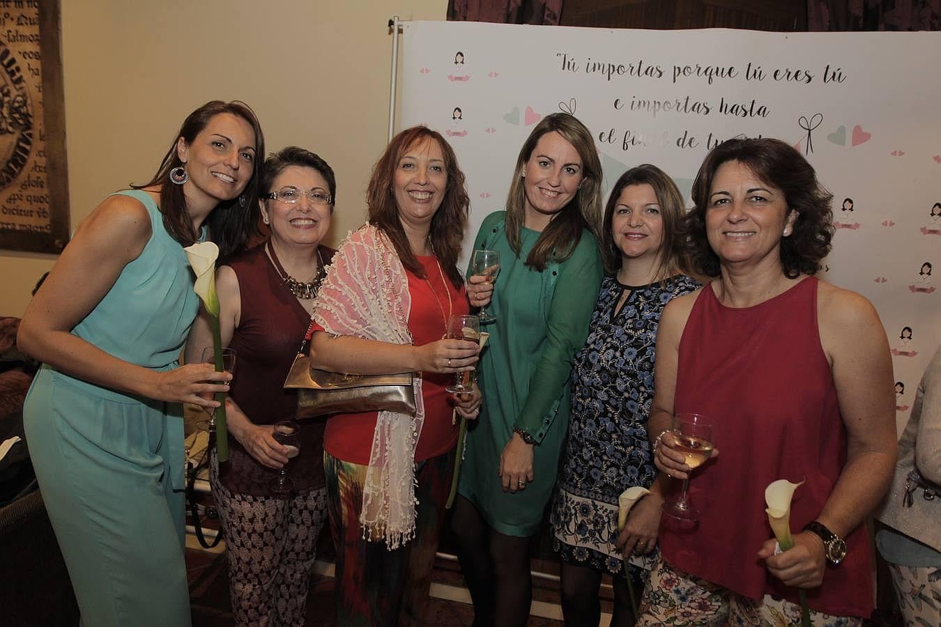 Homenaje a la prestigiosa doctora Amparo Mogollo Galván con motivo de su jubilación