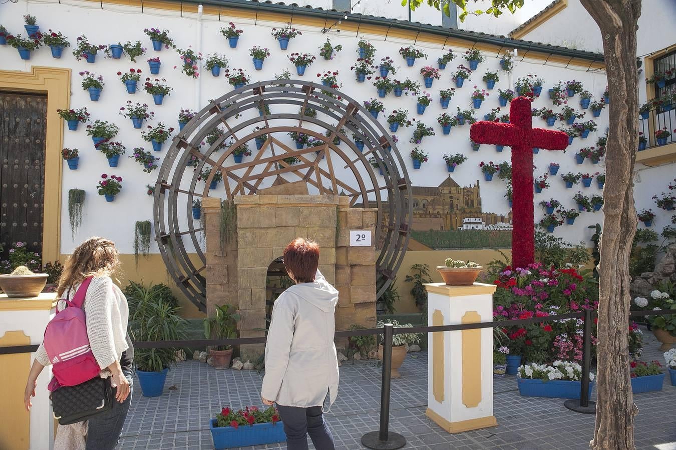 Las cruces premiadas, en imágenes