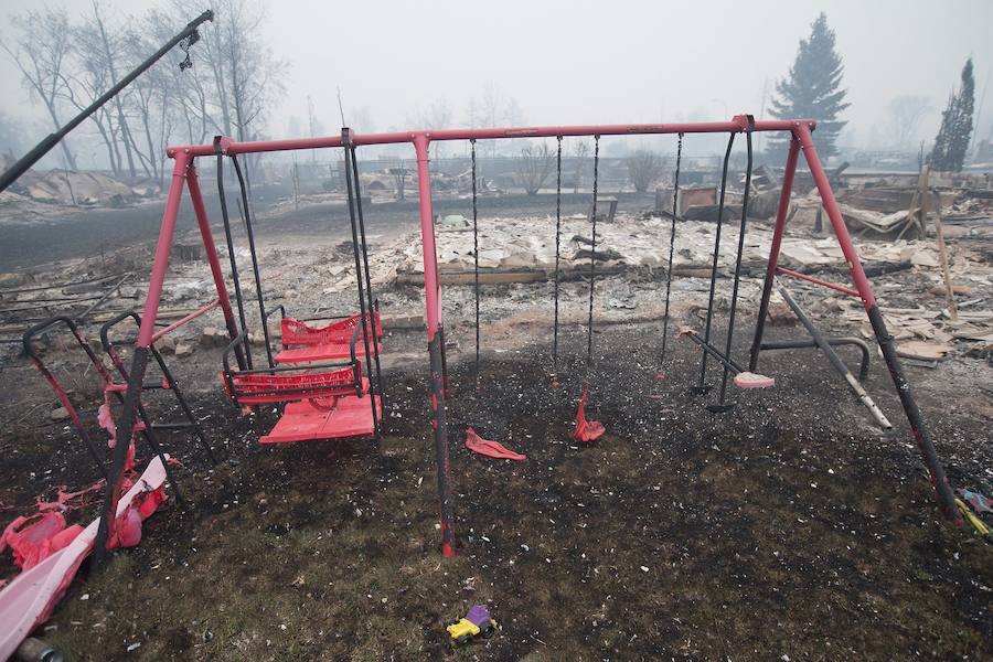 El furioso incendio de Canadá, en imágenes