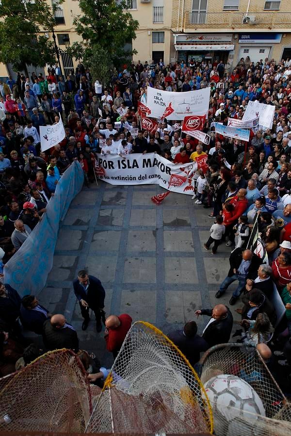 Isla Mayor, a favor de la pesca del cangrejo rojo