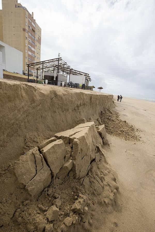 Así ha quedado Cádiz y sus playas tras el temporal