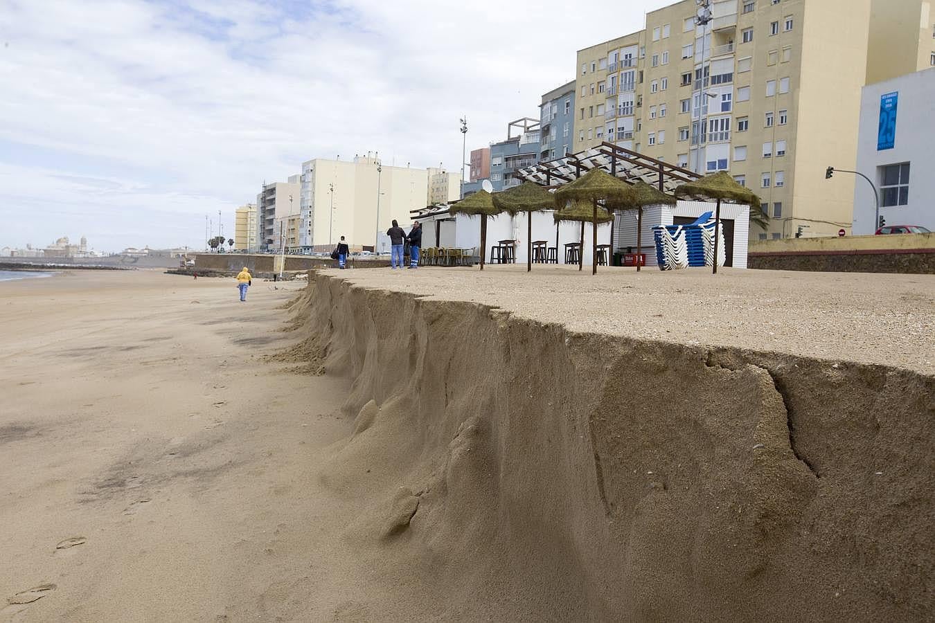 Así ha quedado Cádiz y sus playas tras el temporal