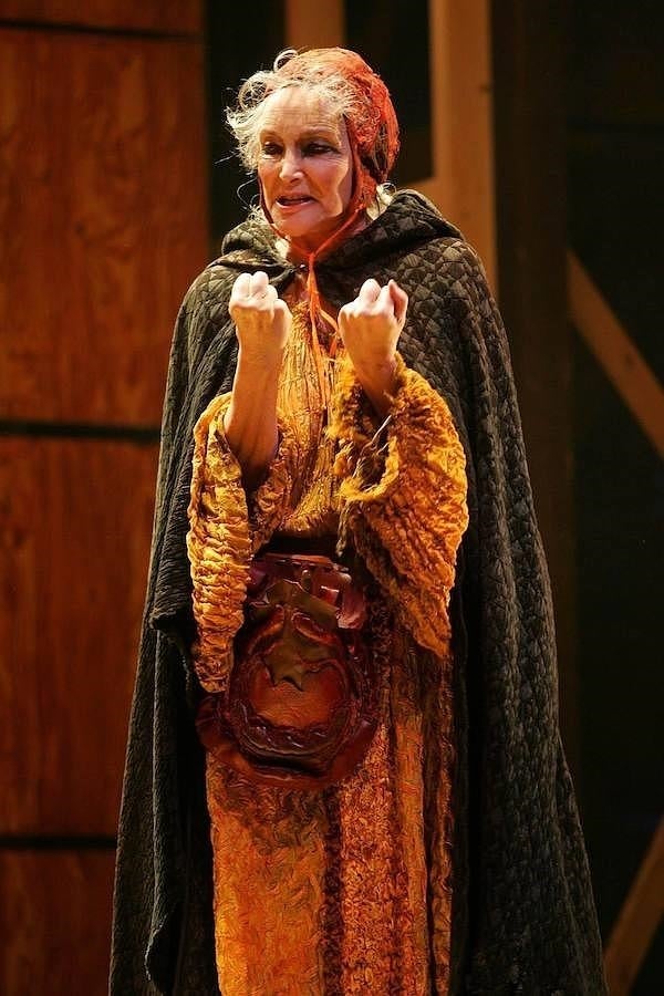 «La Celestina». En 2004 Nuria Espert se metió en la piel de uno de los más emblemáticos personajes de la literatura española, La Celestina, en una celebrada interpretación que le valió el Premio Max de Teatro y el Fotogramas de Plata