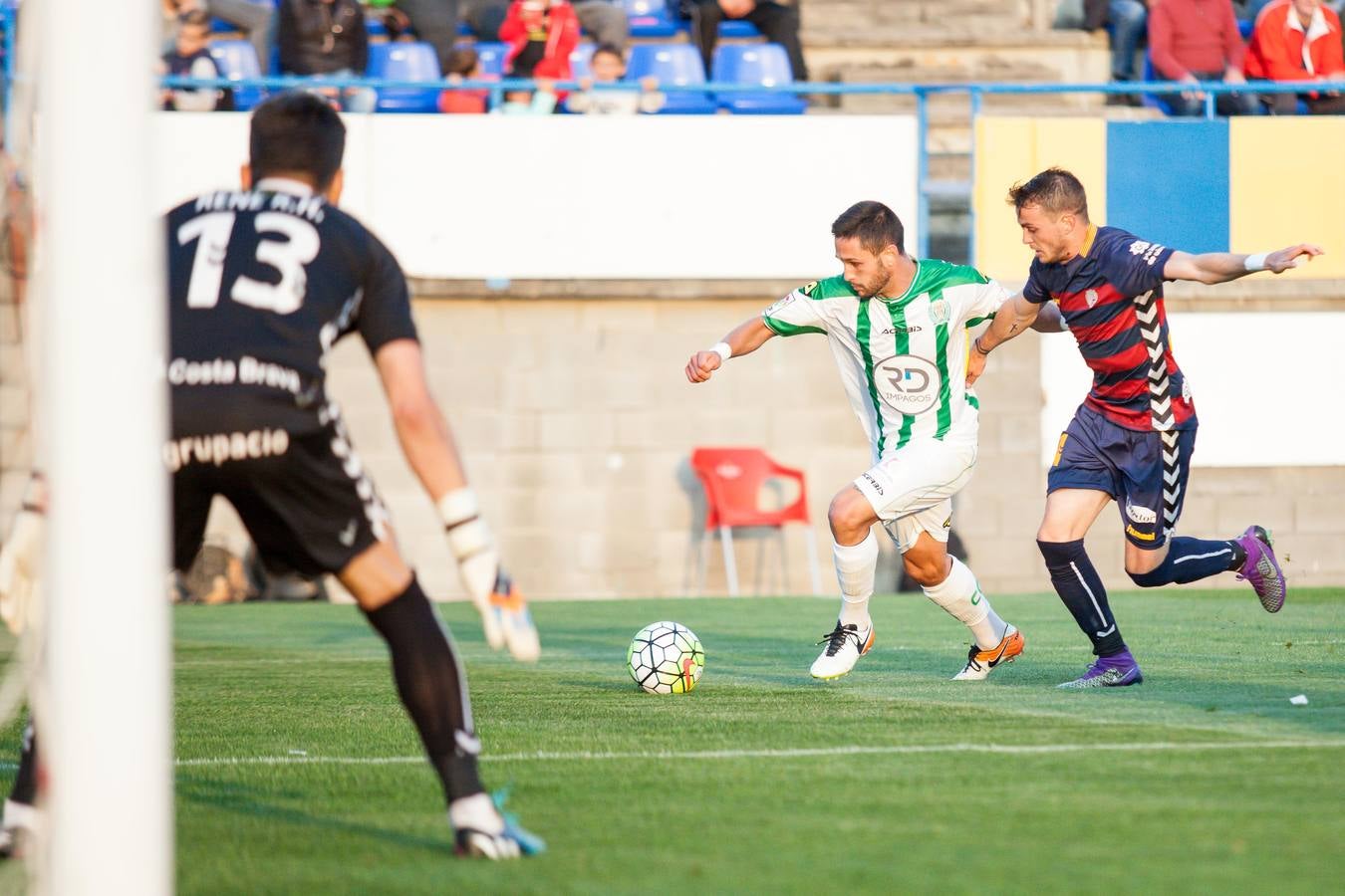 Derrota blanquiverde en Cataluña. 