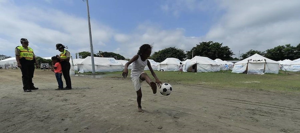 Hasta 660 personas murieron en el terremoto. 