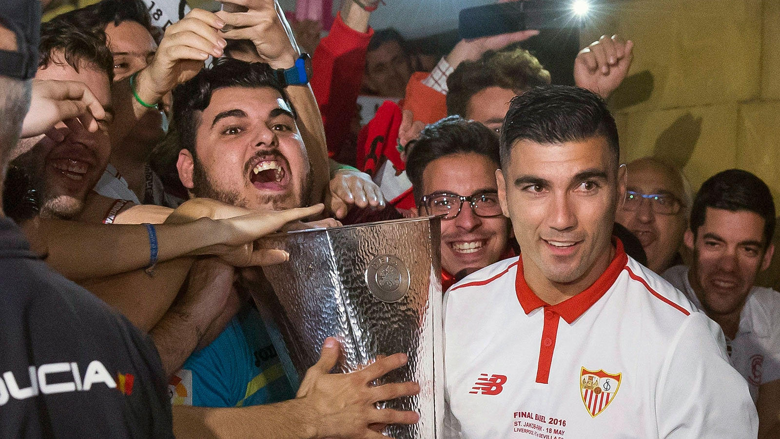 El Sevilla llega a la ciudad con la Europa League