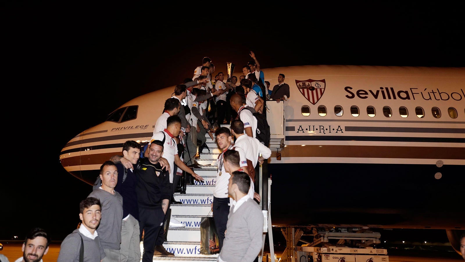 El Sevilla llega a la ciudad con la Europa League