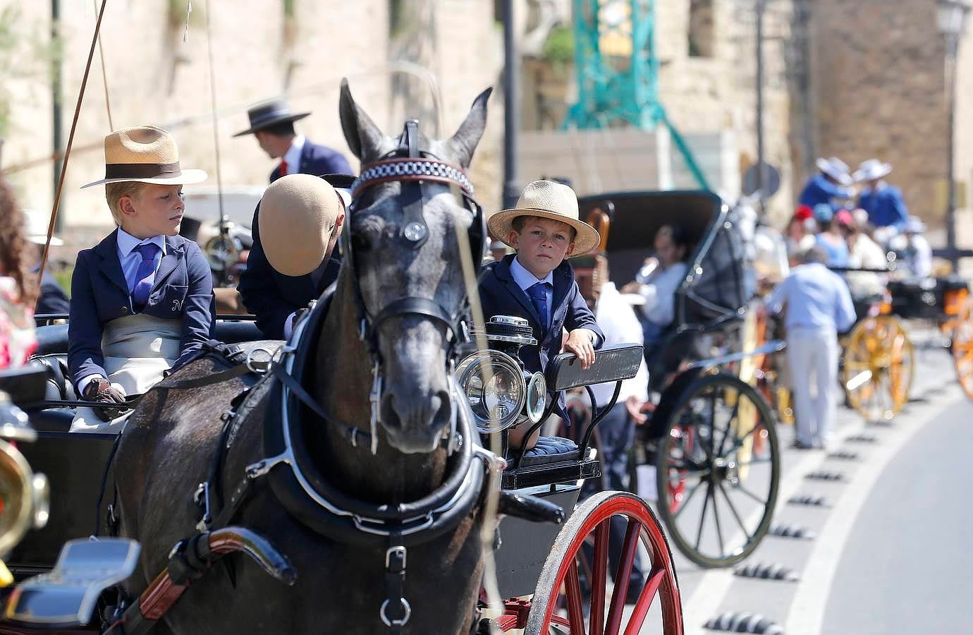 A la Feria de la Salud, a caballo