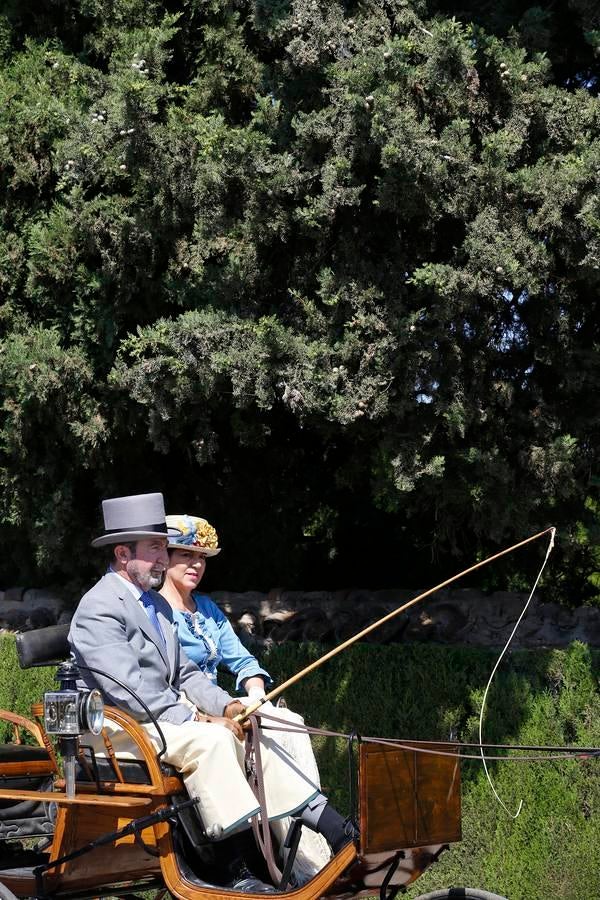 A la Feria de la Salud, a caballo