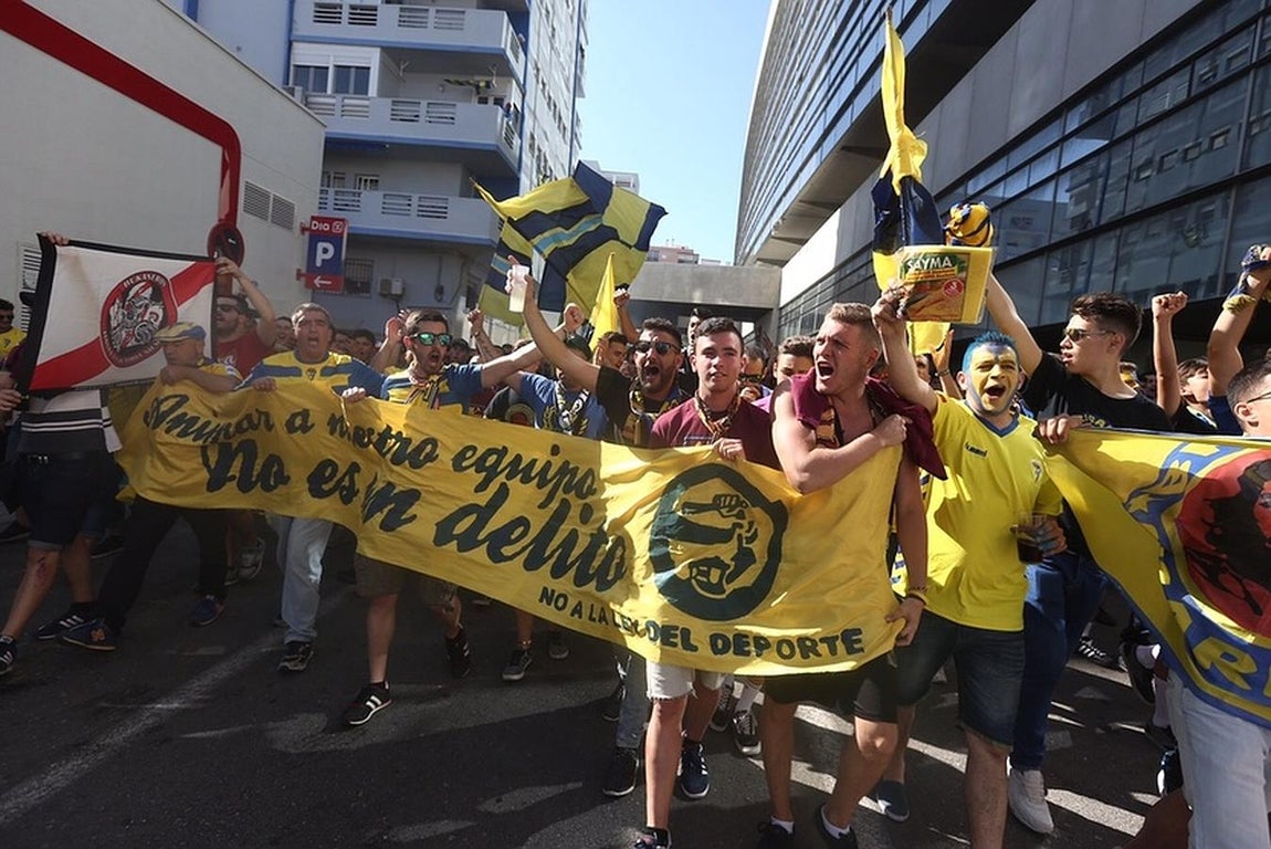 Así fue la bienvenida al Cádiz