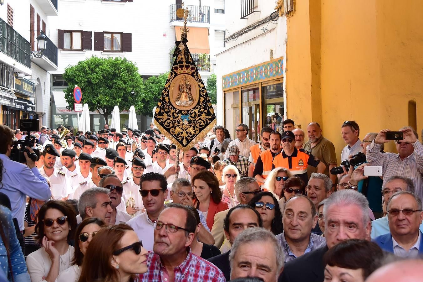 Emotivo homenaje a Ángela Martínez Goyguro