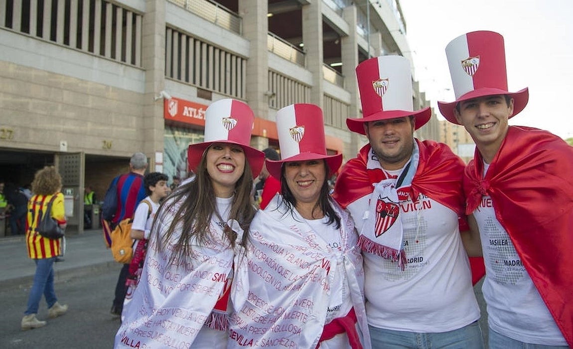 En imágenes: la afición se vuelca con sus equipos en la final de la Copa del Rey