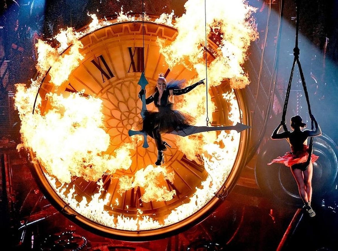 Los premios se llevaron a cabo en el recién inaugurado T-Mobile Arena de la ciudad de Las Vegas, Nevada. Fue una noche llena de emociones y sorpresas. 