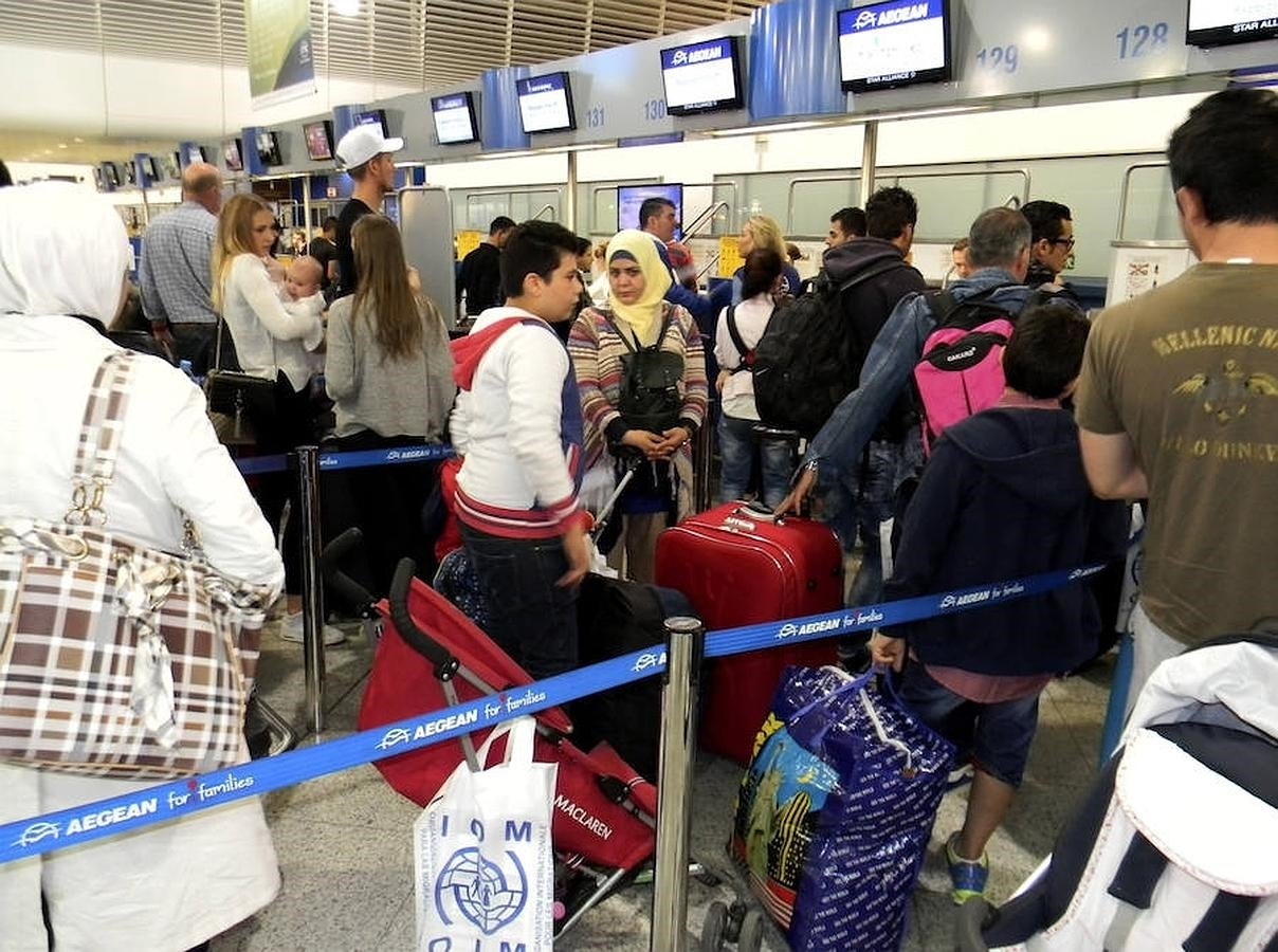 Llega a Madrid el primer grupo de 20 refugiados que acoge España desde Grecia