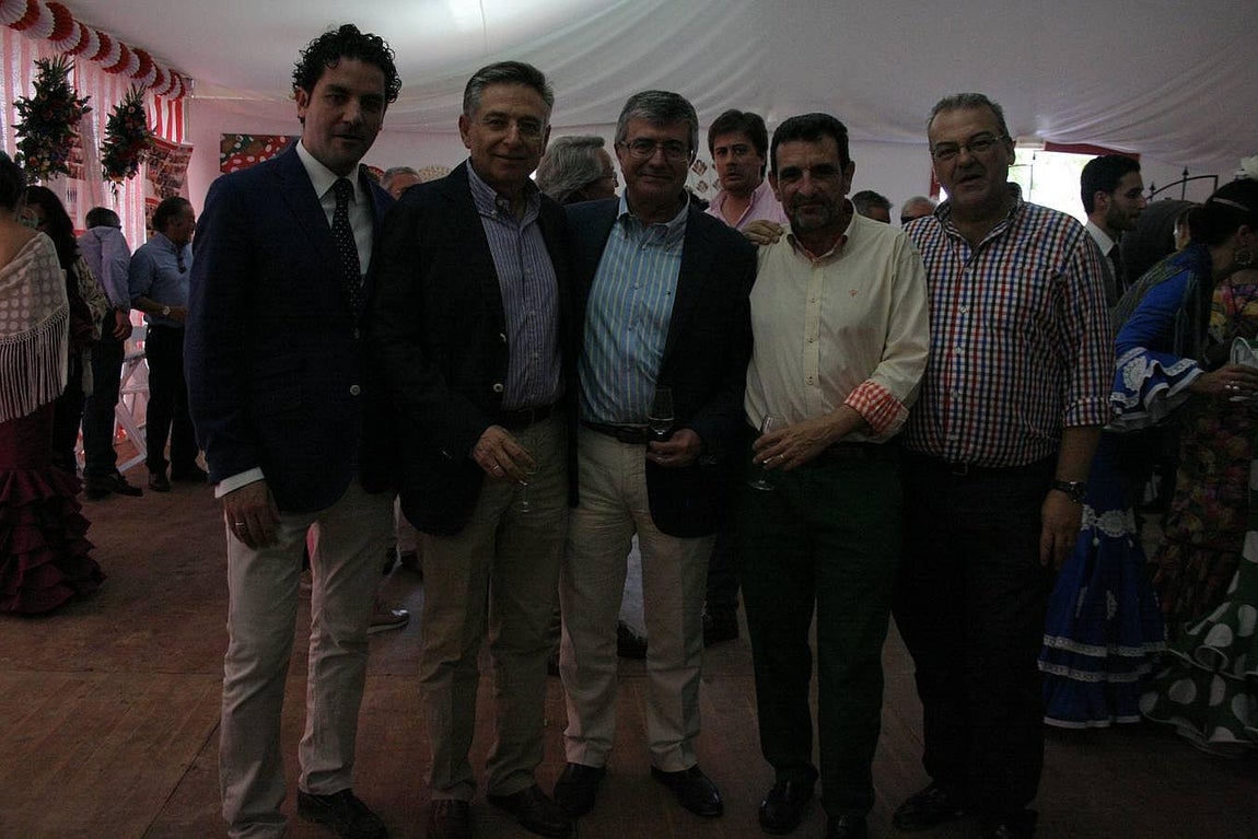 En imágenes, el martes de Feria en las casetas del Real