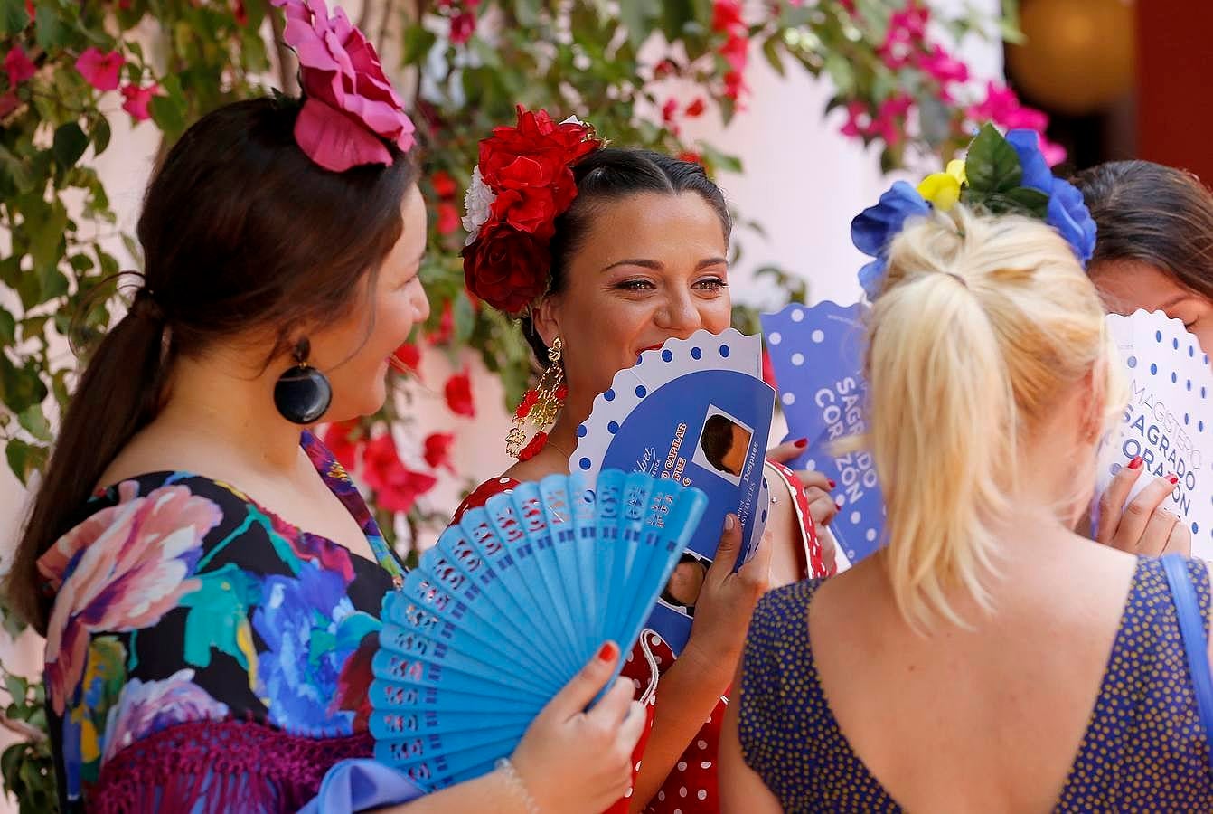 En imágenes, un jueves de Feria de sonrisas brillantes