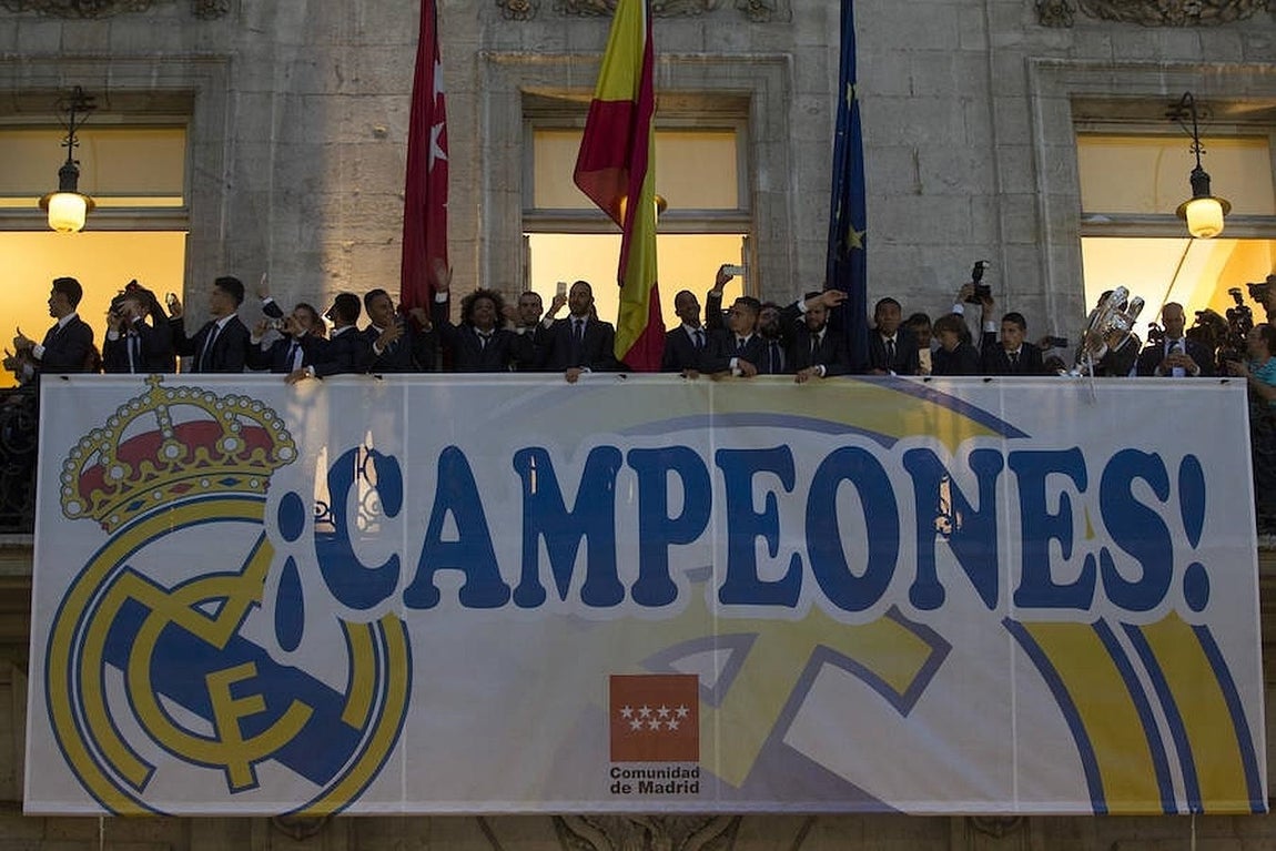 El balcón de la sede de la Comunidad de Madrid. 