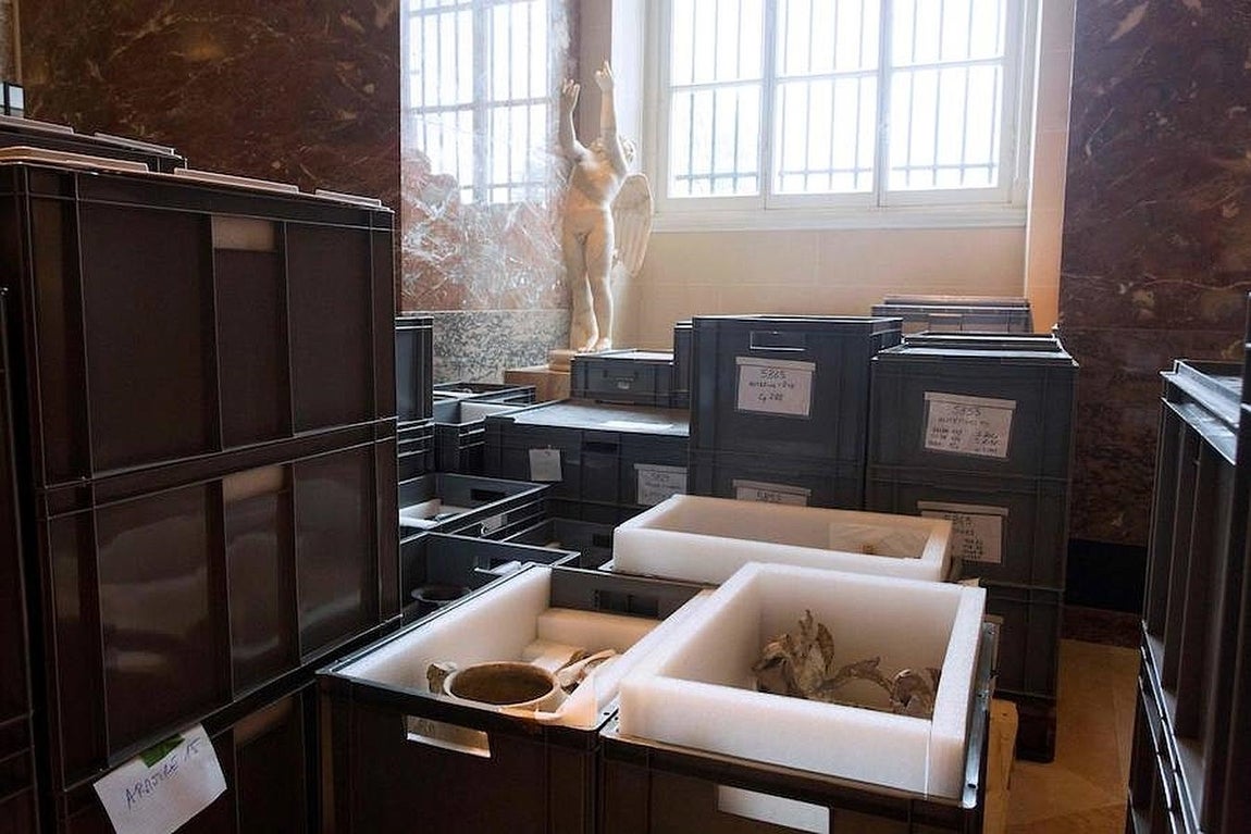 El Louvre salva sus obras de las inundaciones