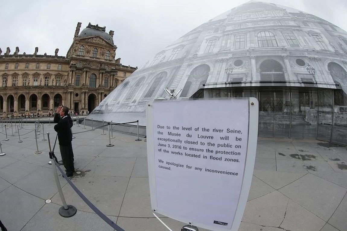 El Louvre salva sus obras de las inundaciones