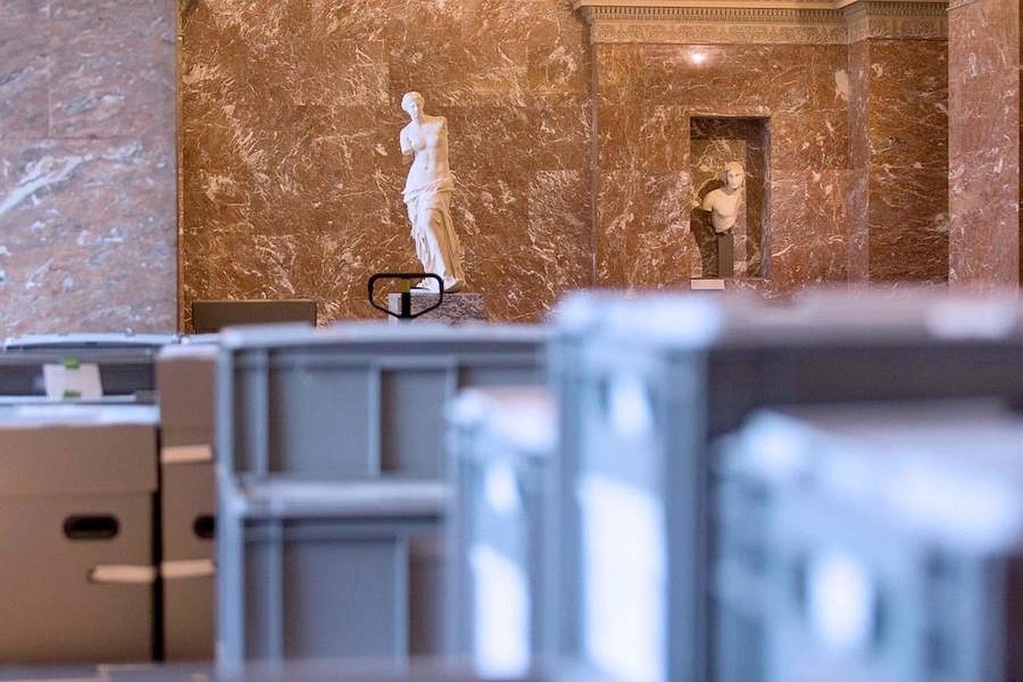 El Louvre salva sus obras de las inundaciones
