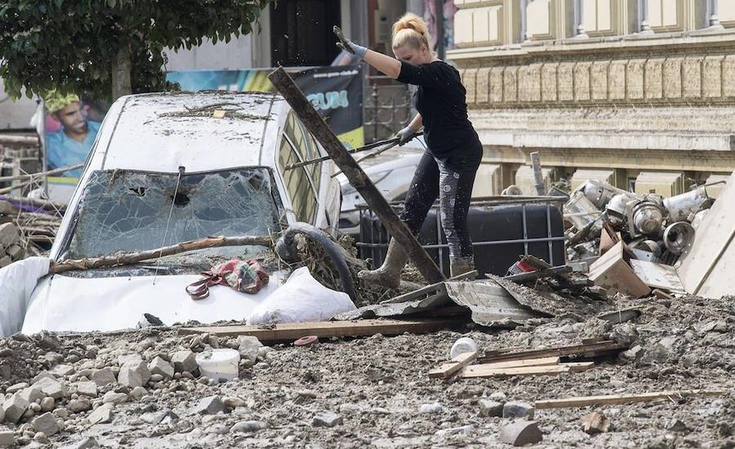 Tormentas e inundaciones causaron grandes daños durante toda la semana. 