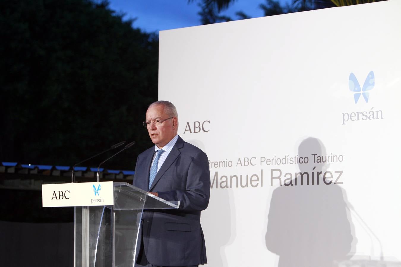 Emotivo homenaje al periodista Fernando Carrasco en el Premio Taurino Manuel Ramírez