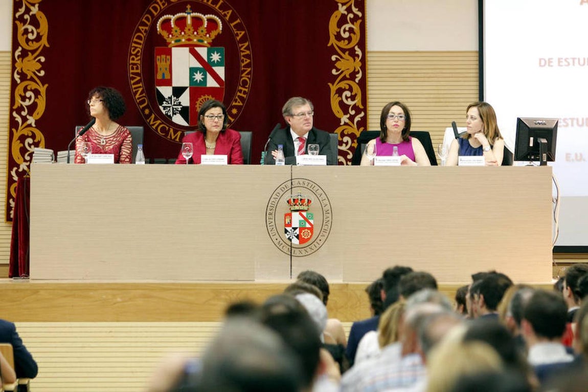Acto de graduación de enfermería y fisioterapia