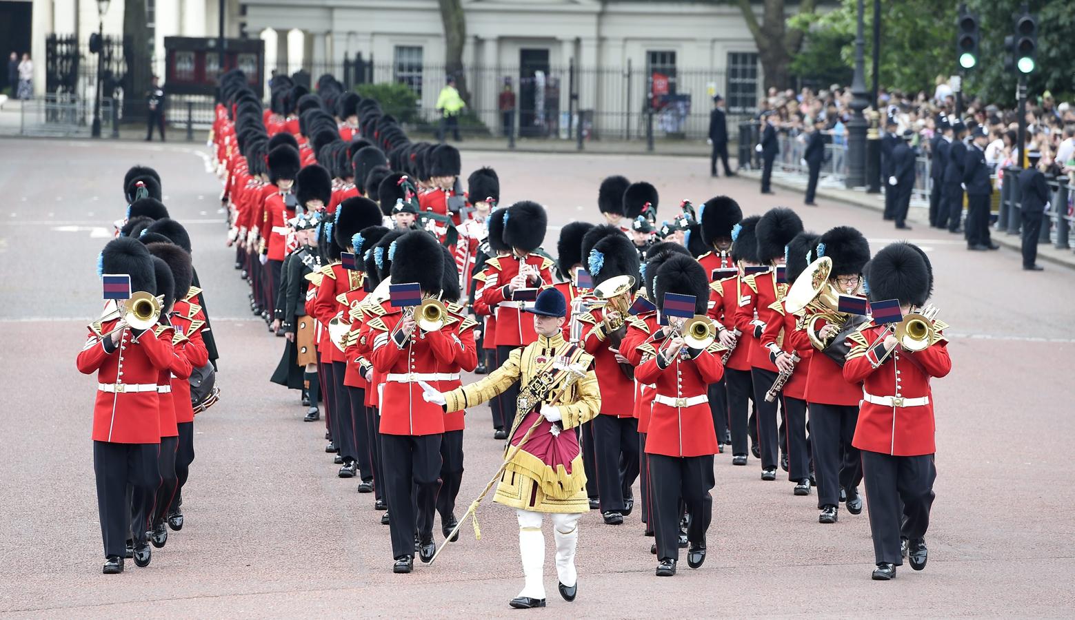 Las bandas de la Guardia de Infantería proporcionaron la música para la ocasión 