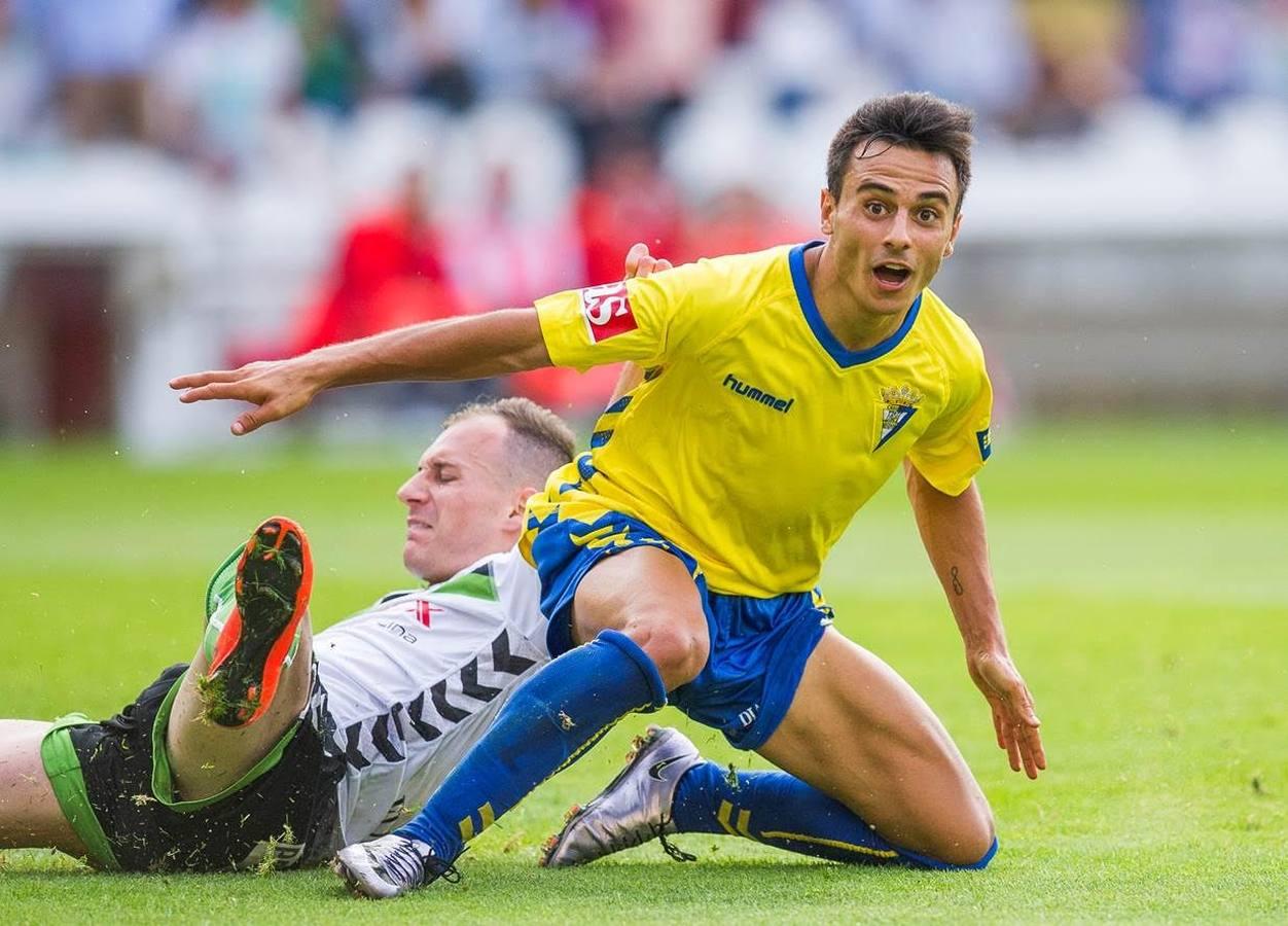 Las imágenes del partido Racing-Cádiz CF