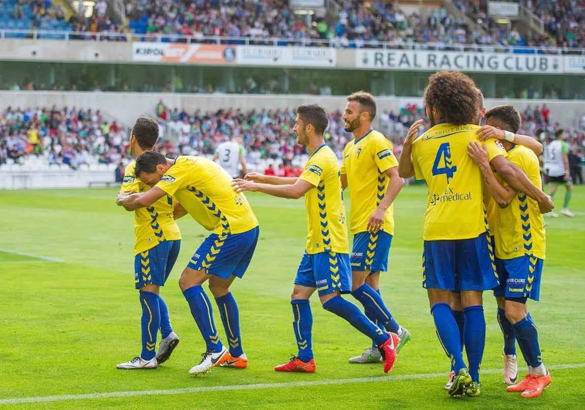Las imágenes del partido Racing-Cádiz CF