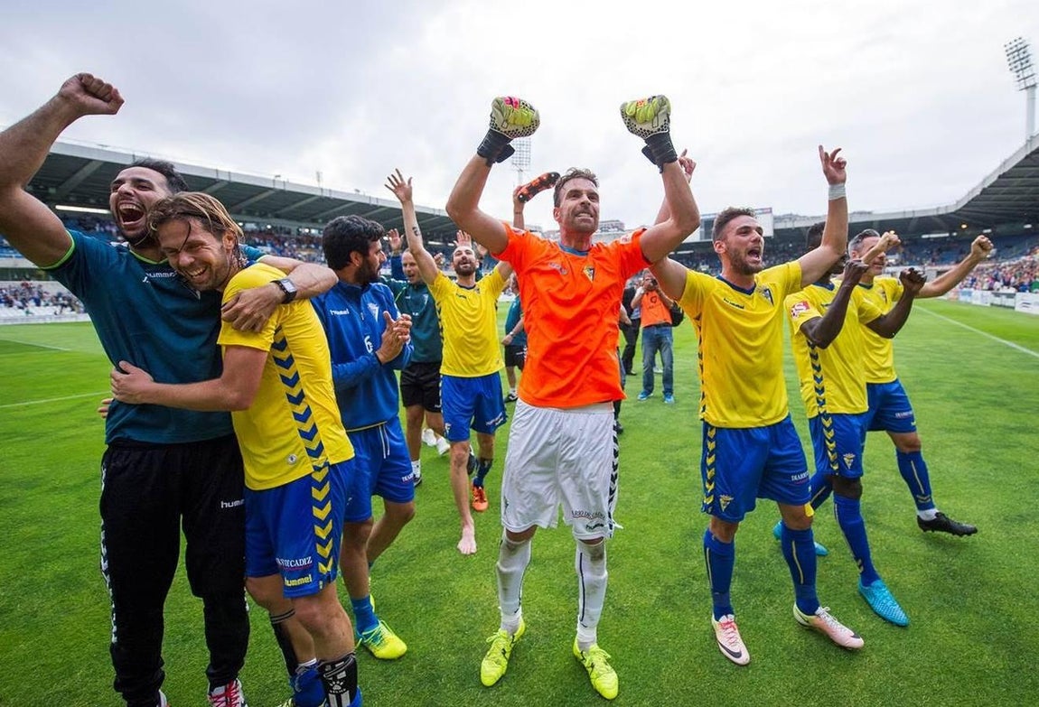 Las imágenes del partido Racing-Cádiz CF