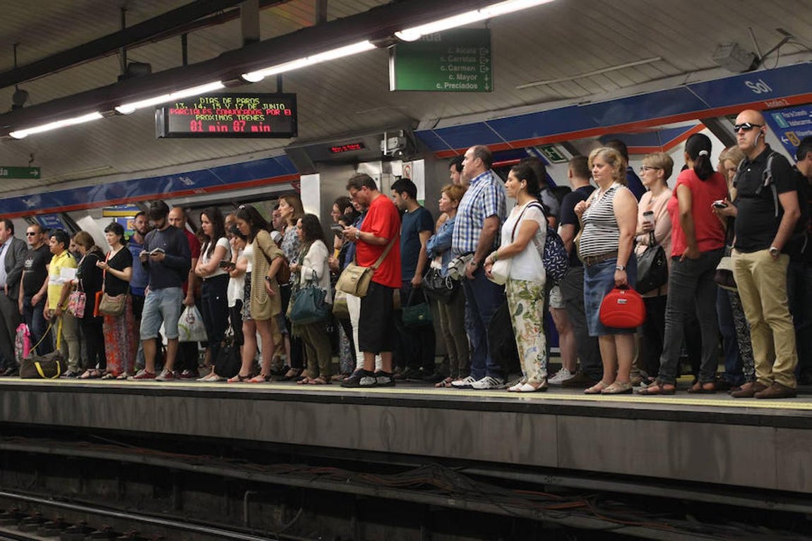 3. Estación de Sol, en la línea 2, esta mañana