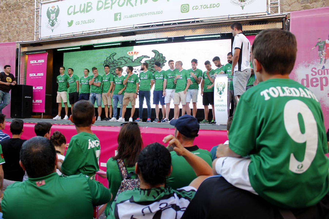 El homenaje al CD Toledo, en imágenes