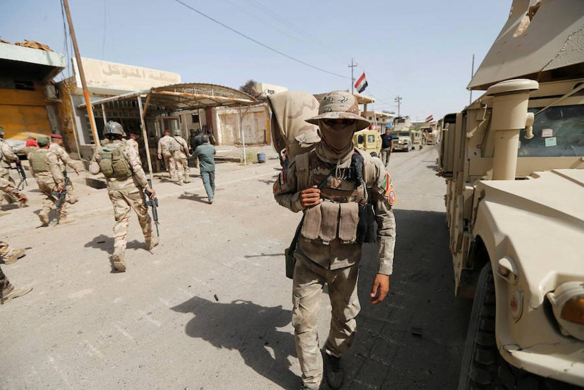 04. En los ataques murieron y resultaron heridos decenas de yihadistas, añadió la fuente.