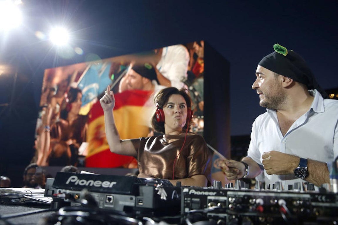Soraya Sáenz de Santamaría, durante el acto electoral del cierre de campaña del PP. 