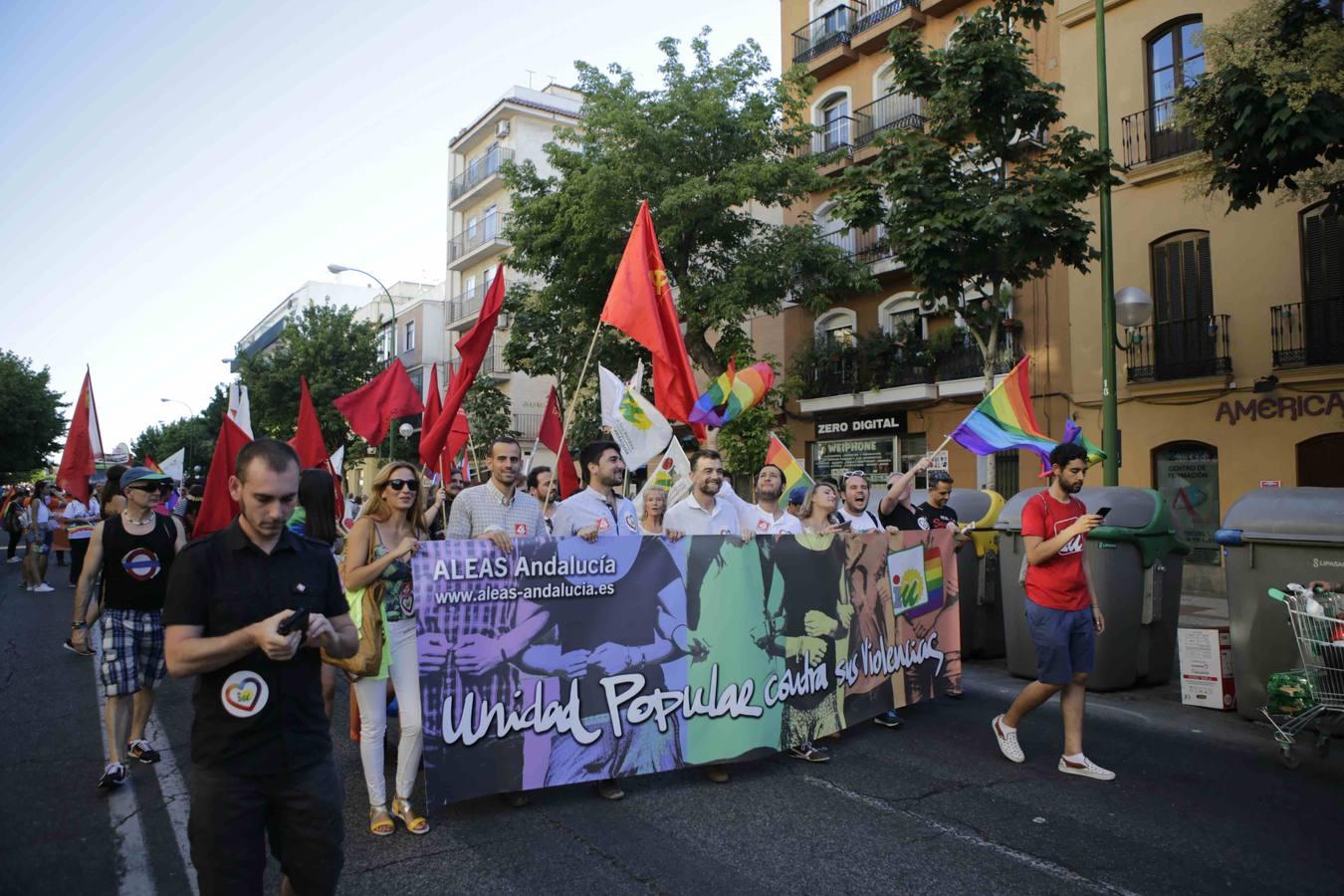 Las mejores imágenes del «Orgullo gay» en Sevilla