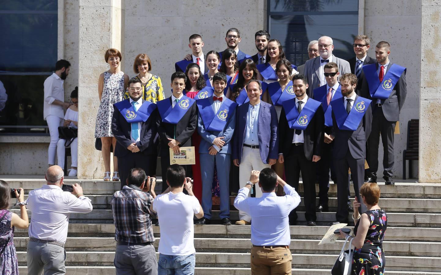 Estampas para despedirse de la Universidad