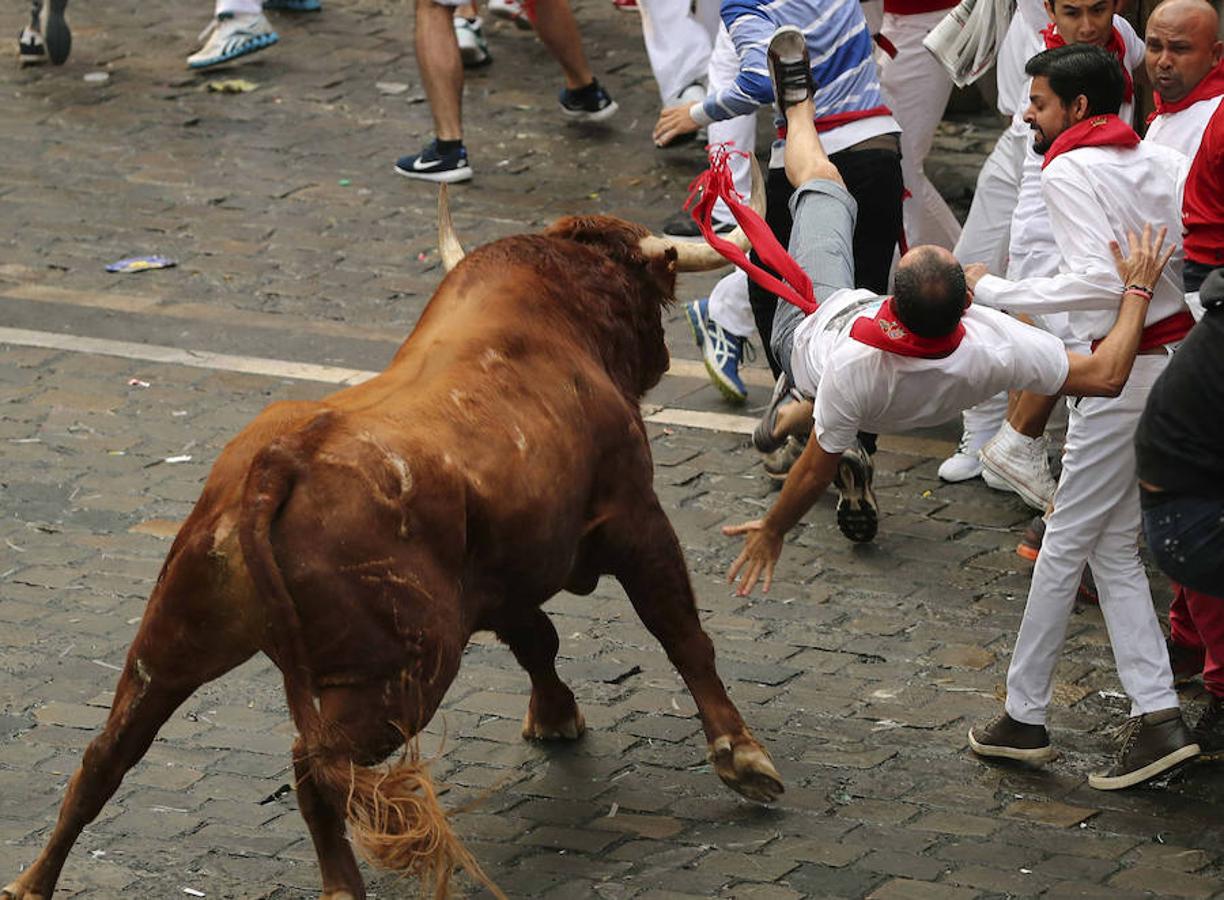 Las mejores imágenes del cuarto día de encierros en Pamplona