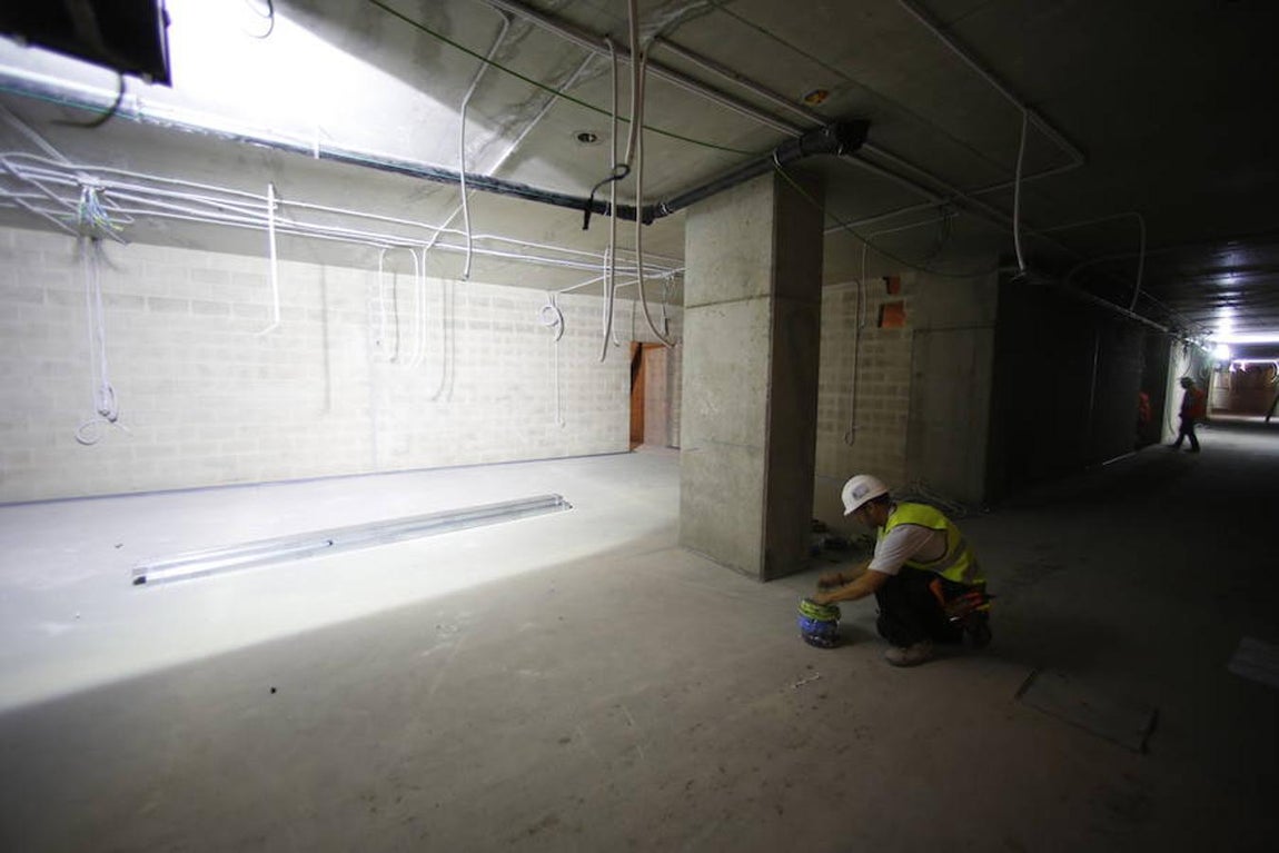 19.. El vestuario ha sido diseñado bajo las indicaciones del cuerpo técnico y de los capitanes del Atlético de Madrid