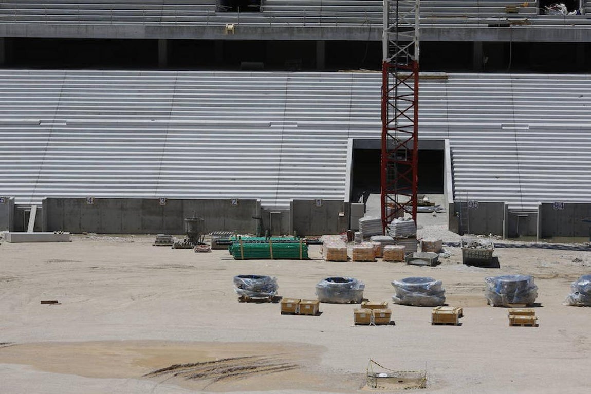 4.. El túnel de acceso al campo